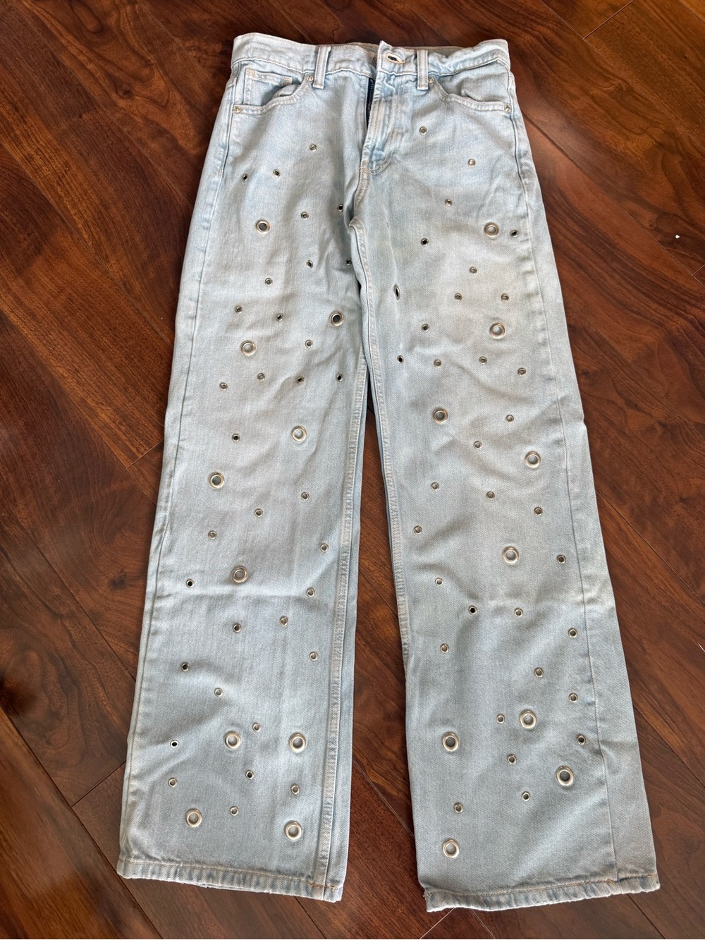 Zara Light Wash Metal Grommets Wide-Leg Women’s Jeans size 2